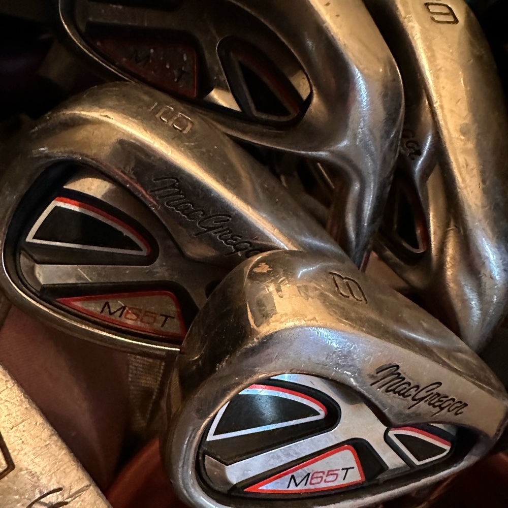 MacGregor M65T golf iron set